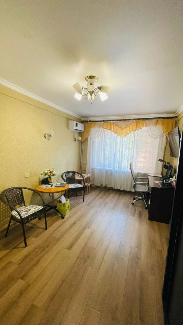 Продается 2-комнатная квартира, г Мариуполь, пр.Победы!
