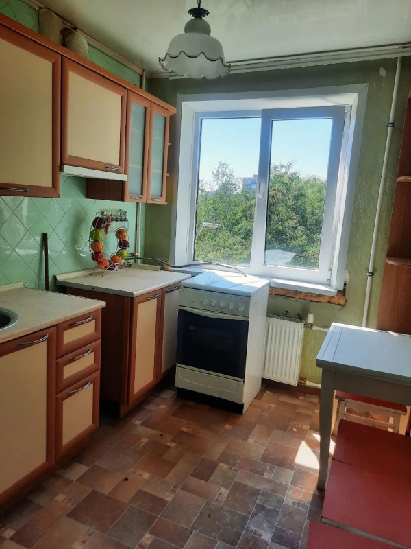Продается 2-комнатная квартира, г.Мариуполь, ул.Зелинского